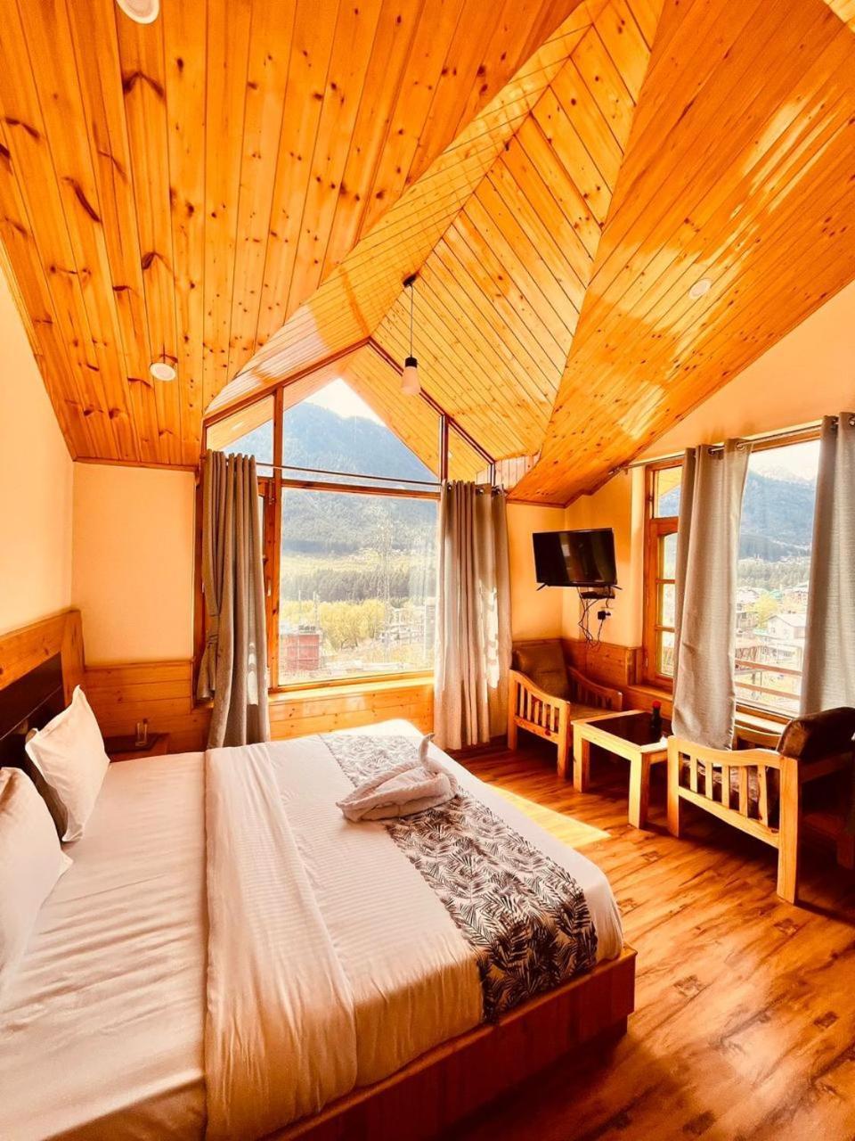 Отель The Rohtang Chalet Манали Экстерьер фото